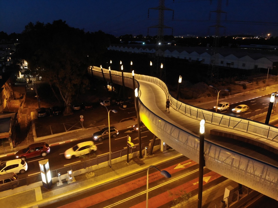 the gdora bridge by bo landscape architecture