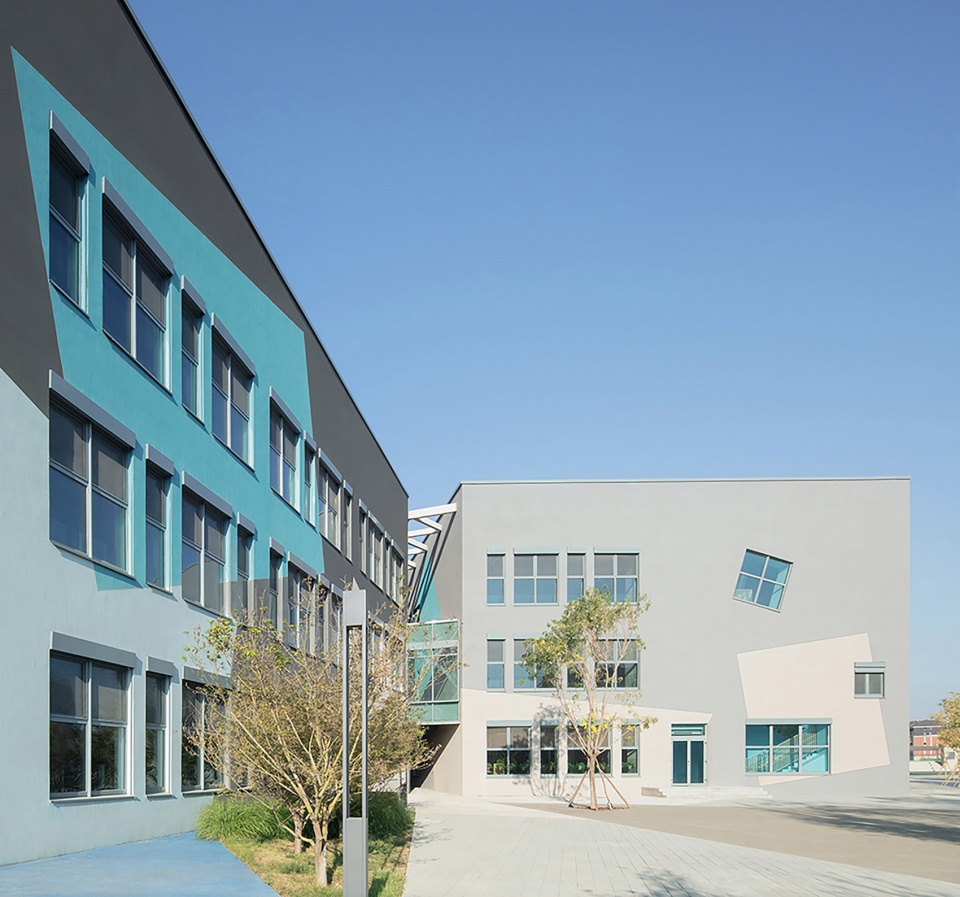 huang cheng gen primary school changping campus china by inclusive architectural practice