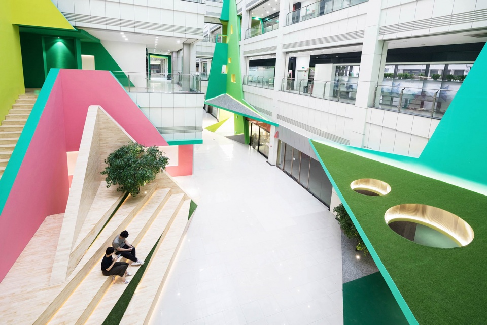 tianjian top region renovation china by being architects