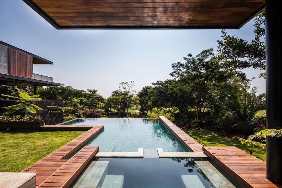 casa kaleth by di frenna arquitectos