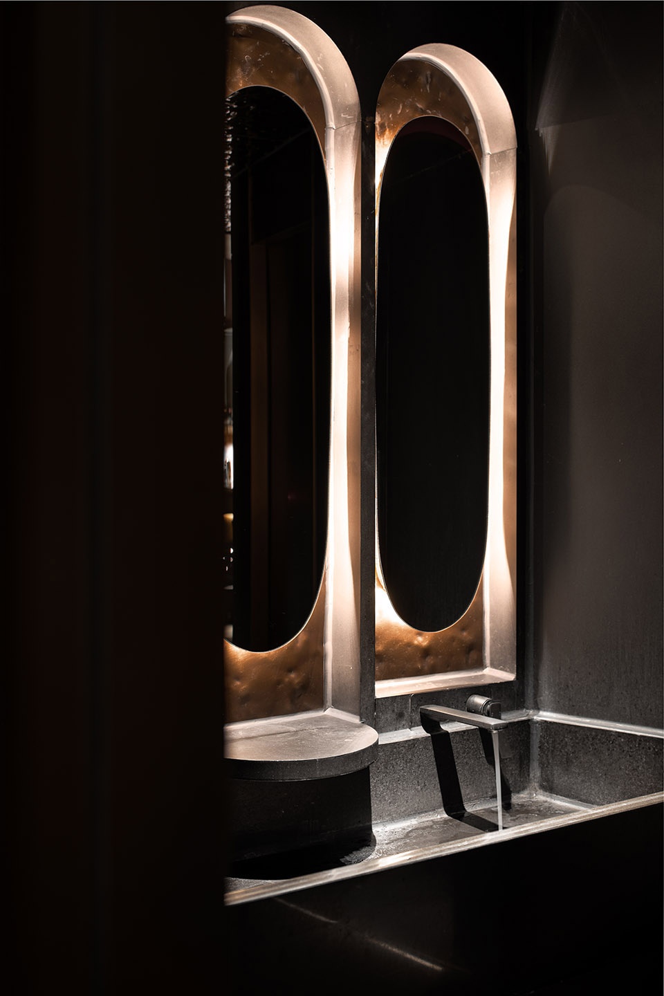 staffroom in ifs chongqing china by jade simple design