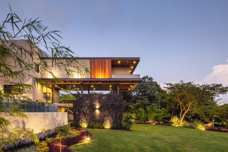 casa kaleth by di frenna arquitectos