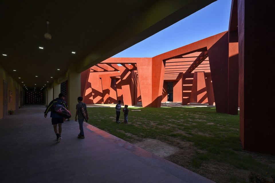 the rajasthan school by sanjay puri architects
