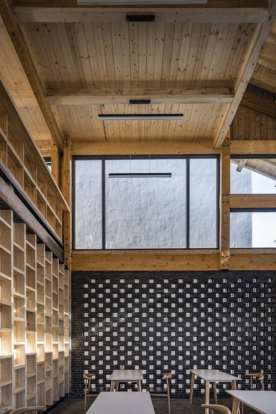 Party and Public Service Center of Yuanheguan Village LUO studio