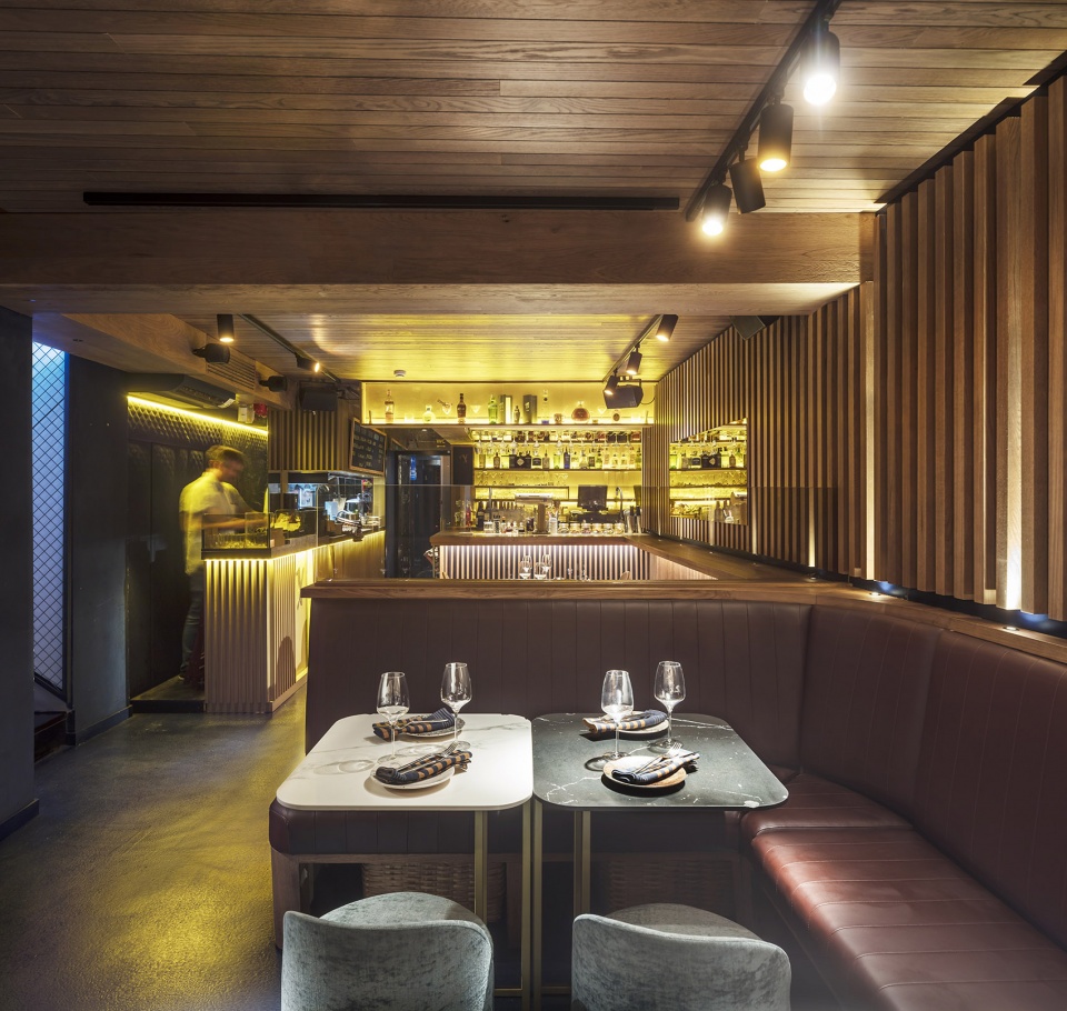 txalupa gastroleku restaurant by el equipo creativo