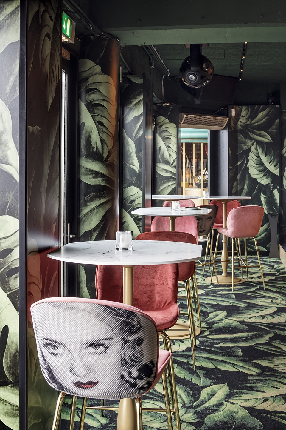 crazy pianos club by el equipo creativo