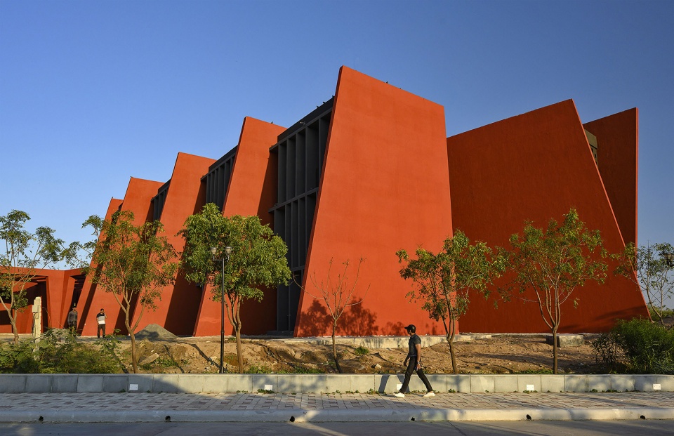 the rajasthan school by sanjay puri architects