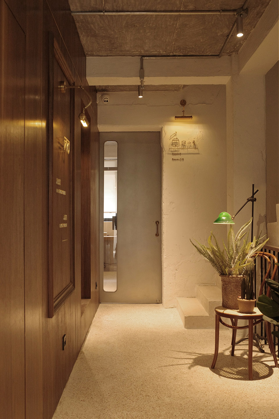 Liang Jian Interior Design Office Spaces in Hangzhou, China by Liang ...