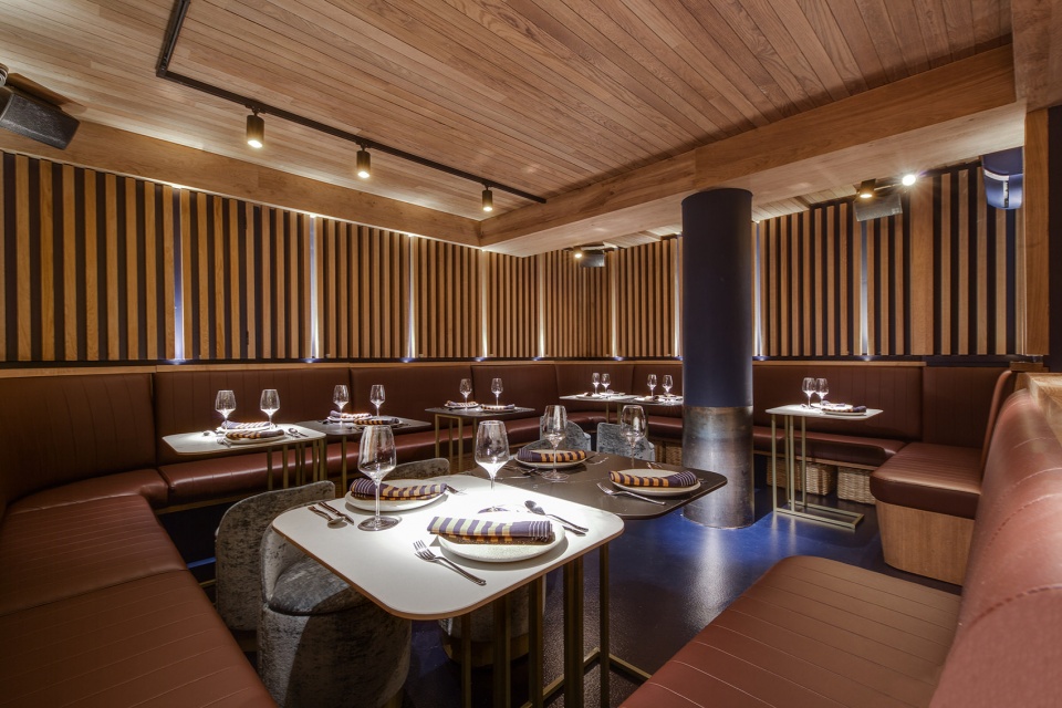 txalupa gastroleku restaurant by el equipo creativo