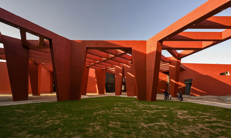 the rajasthan school by sanjay puri architects
