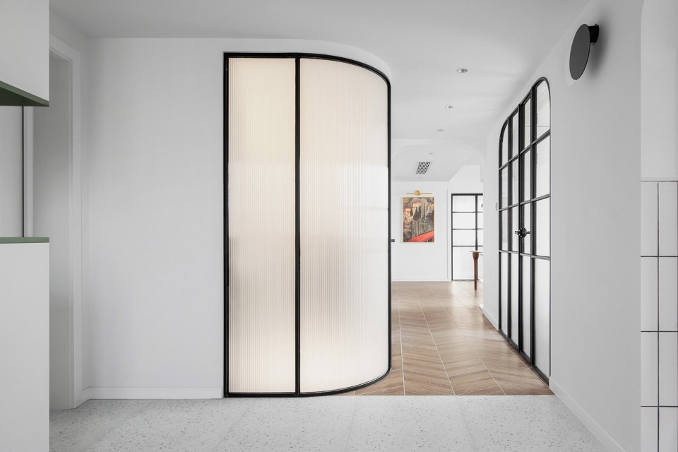 arc apartment by qisi deisgn