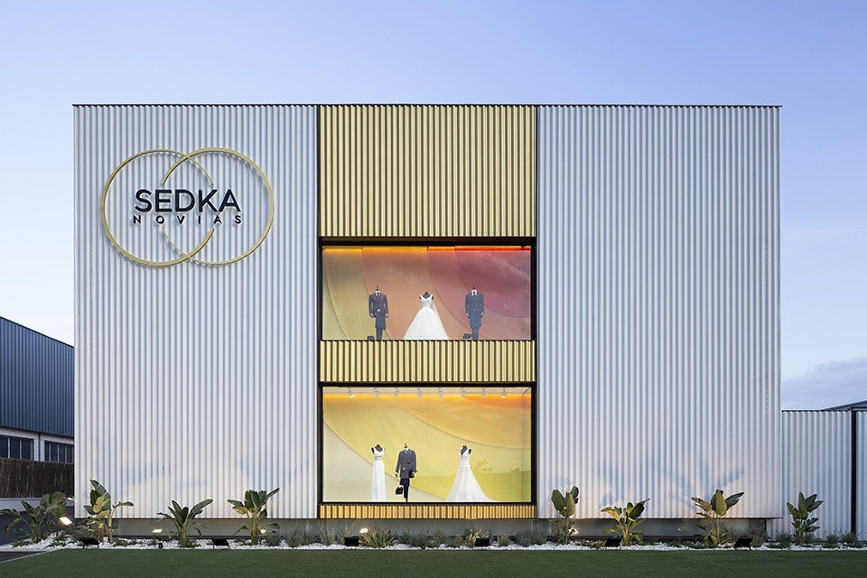 memory sedka novias by pablo munoz paya arquitectos