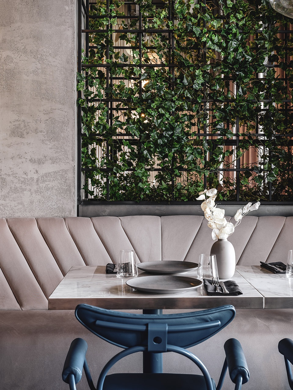 Restaurant Polyot by Asthetique