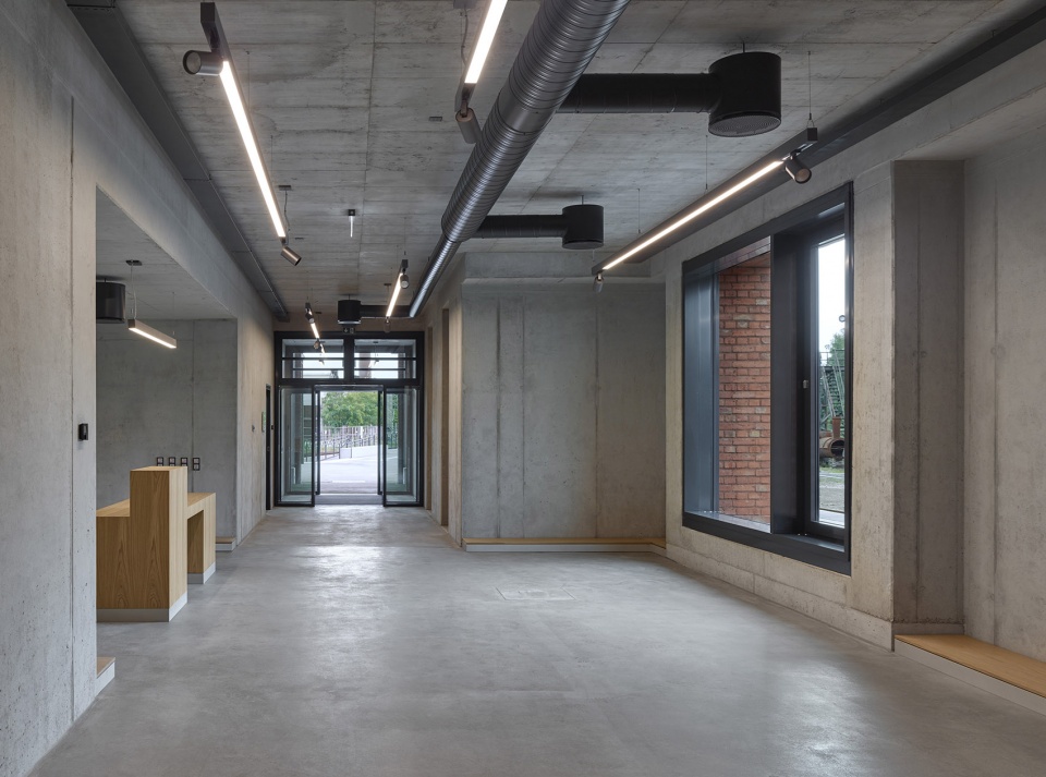 railway museum bochum by max dudler