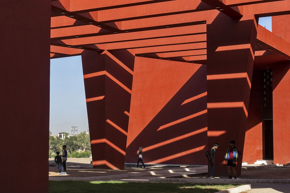 the rajasthan school by sanjay puri architects