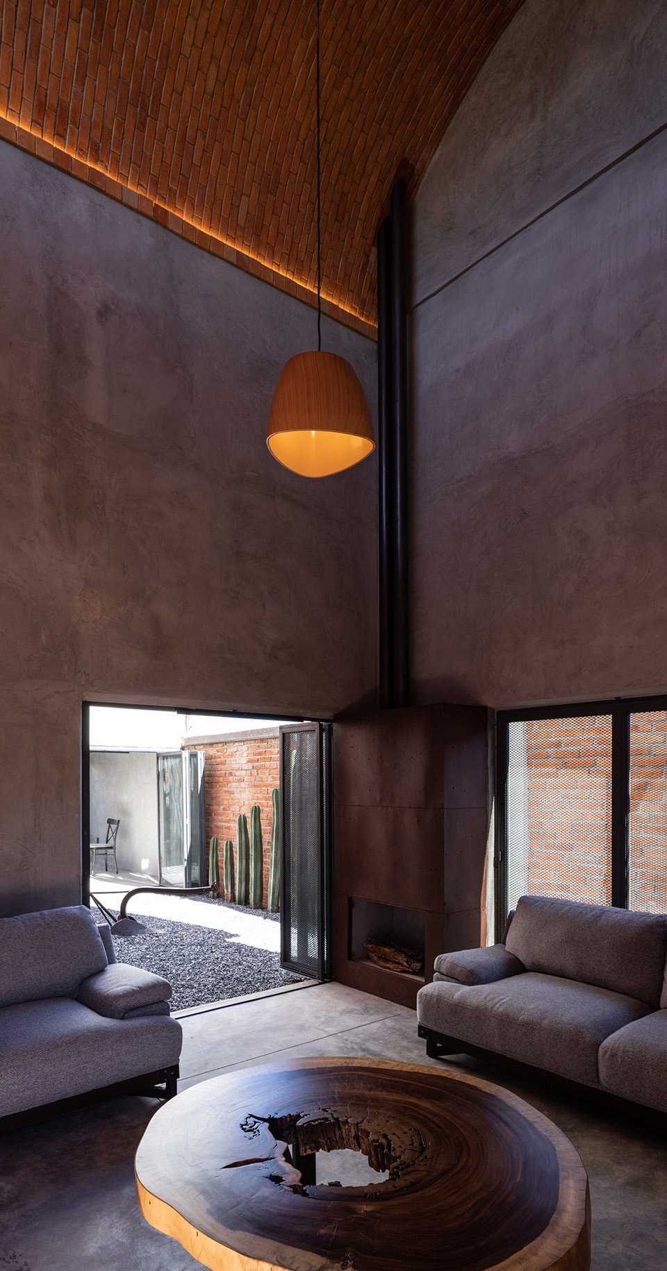 guanajal house by cubo rojo arquitectura