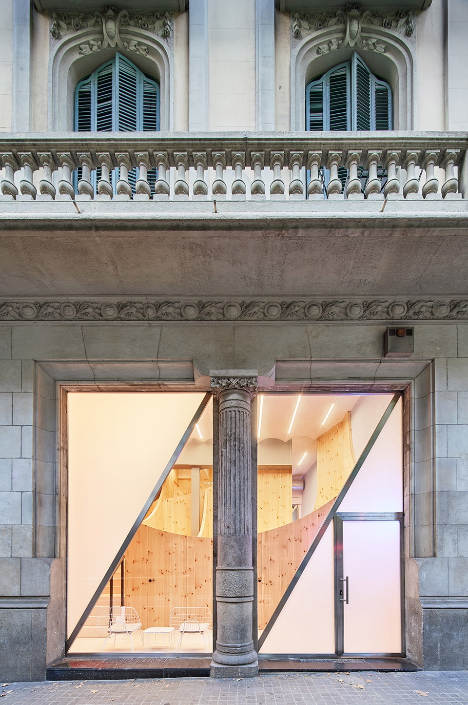impress dental studio by raul sanchez architects