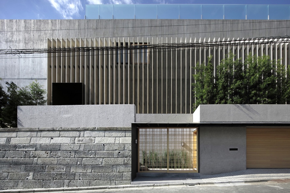 t3 house by cubo design architect