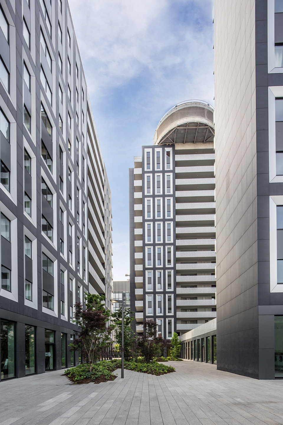 flatmates by cutwork
