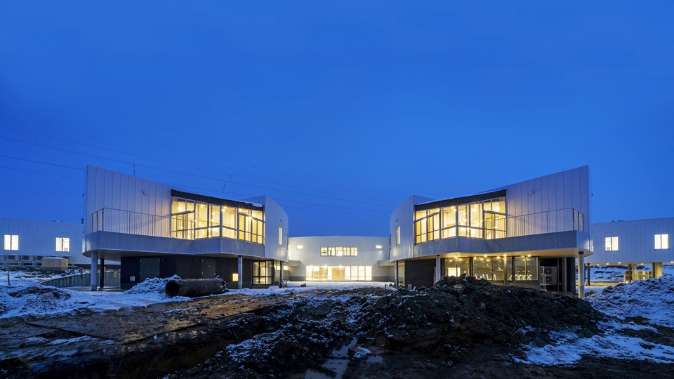 sakuragien aomori elderly nursing home by waiwai