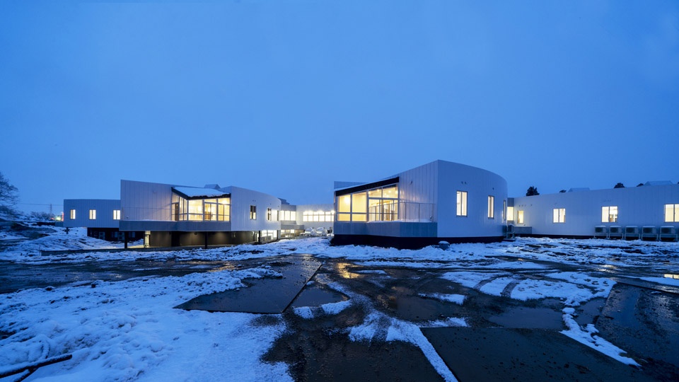 sakuragien aomori elderly nursing home by waiwai