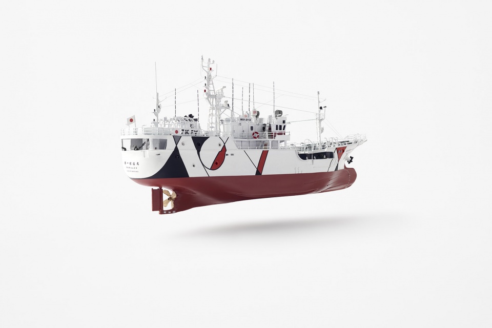 Interior and exterior design for the tuna longliner by nendo