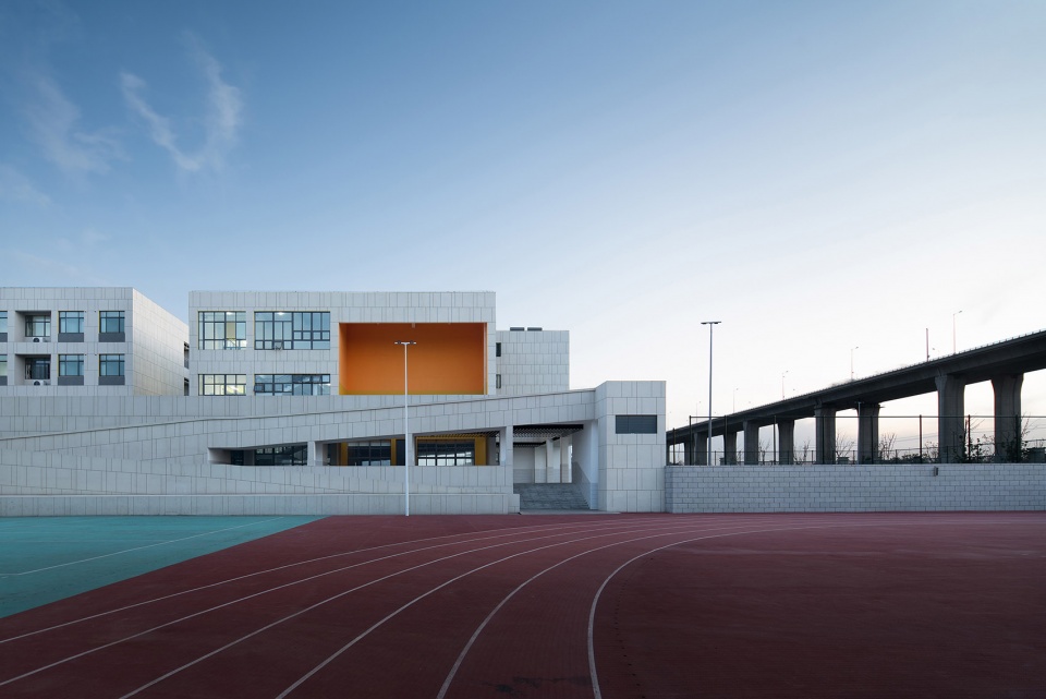 nanjing qixia mountain shibuqiao central school china nanjing bangjian urban architectural group