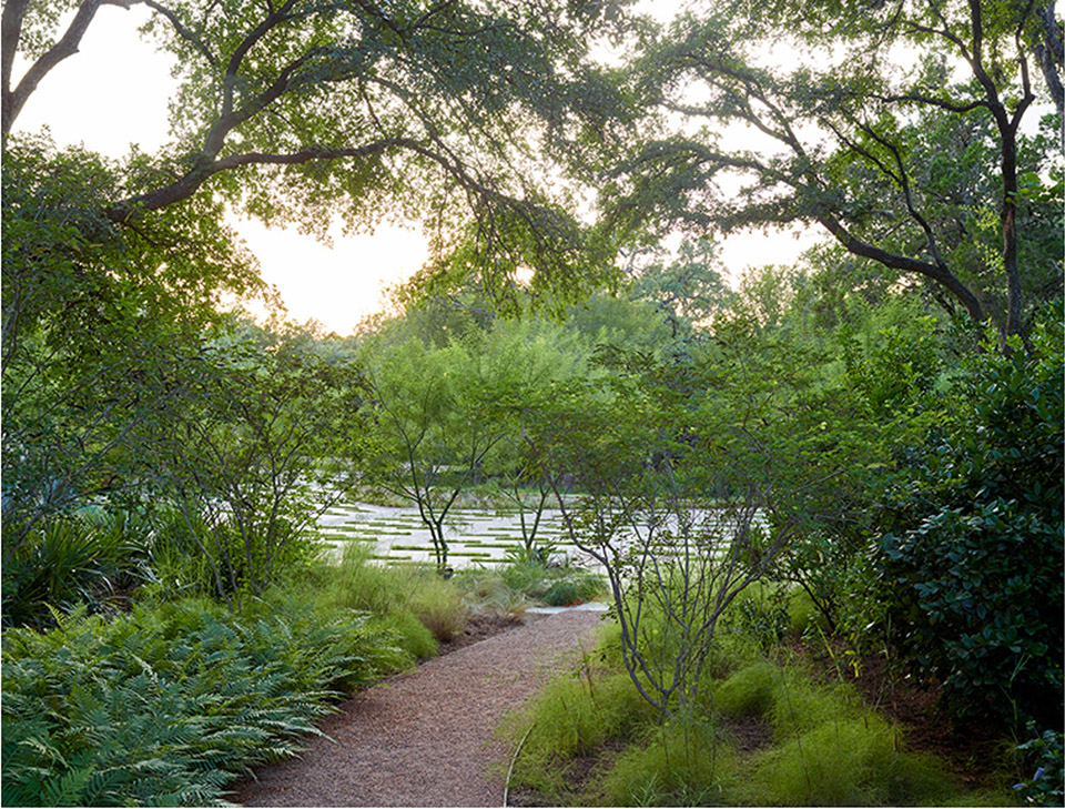 2019 asla residential design award of honor plainsprairieplateau a retreat at the edge by carbo landscape architecture