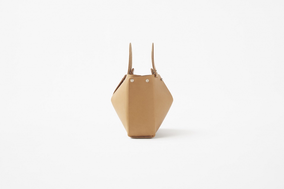 mai bag by nendo