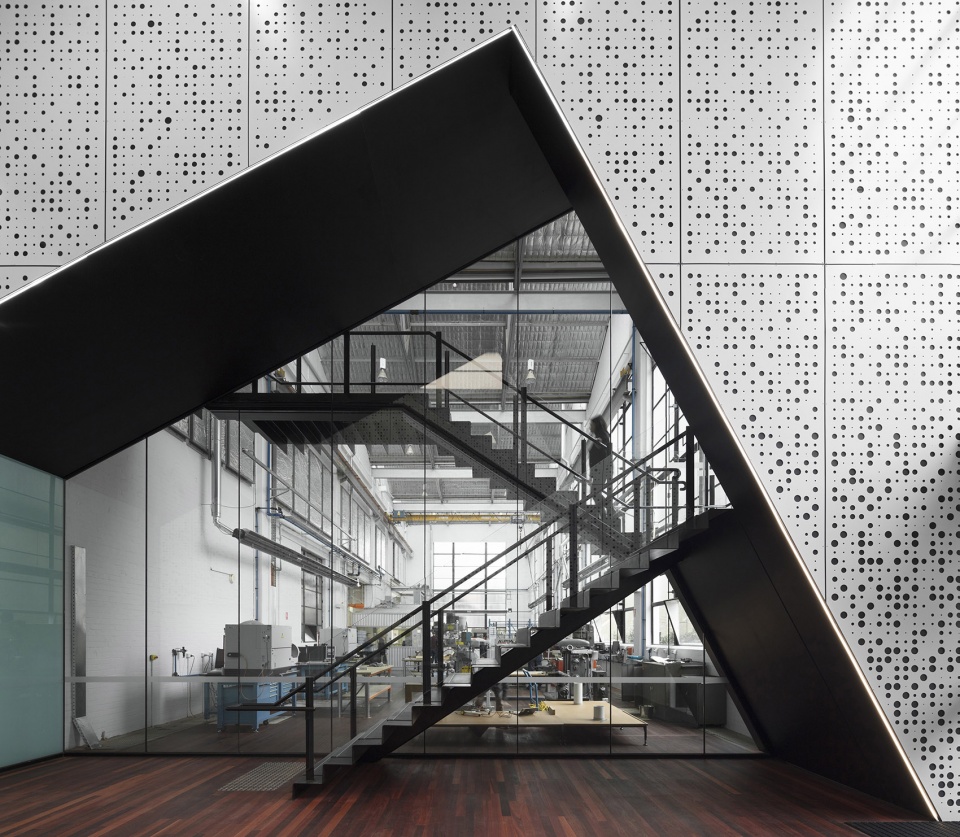 the university of melbourne engineering workshop by designinc