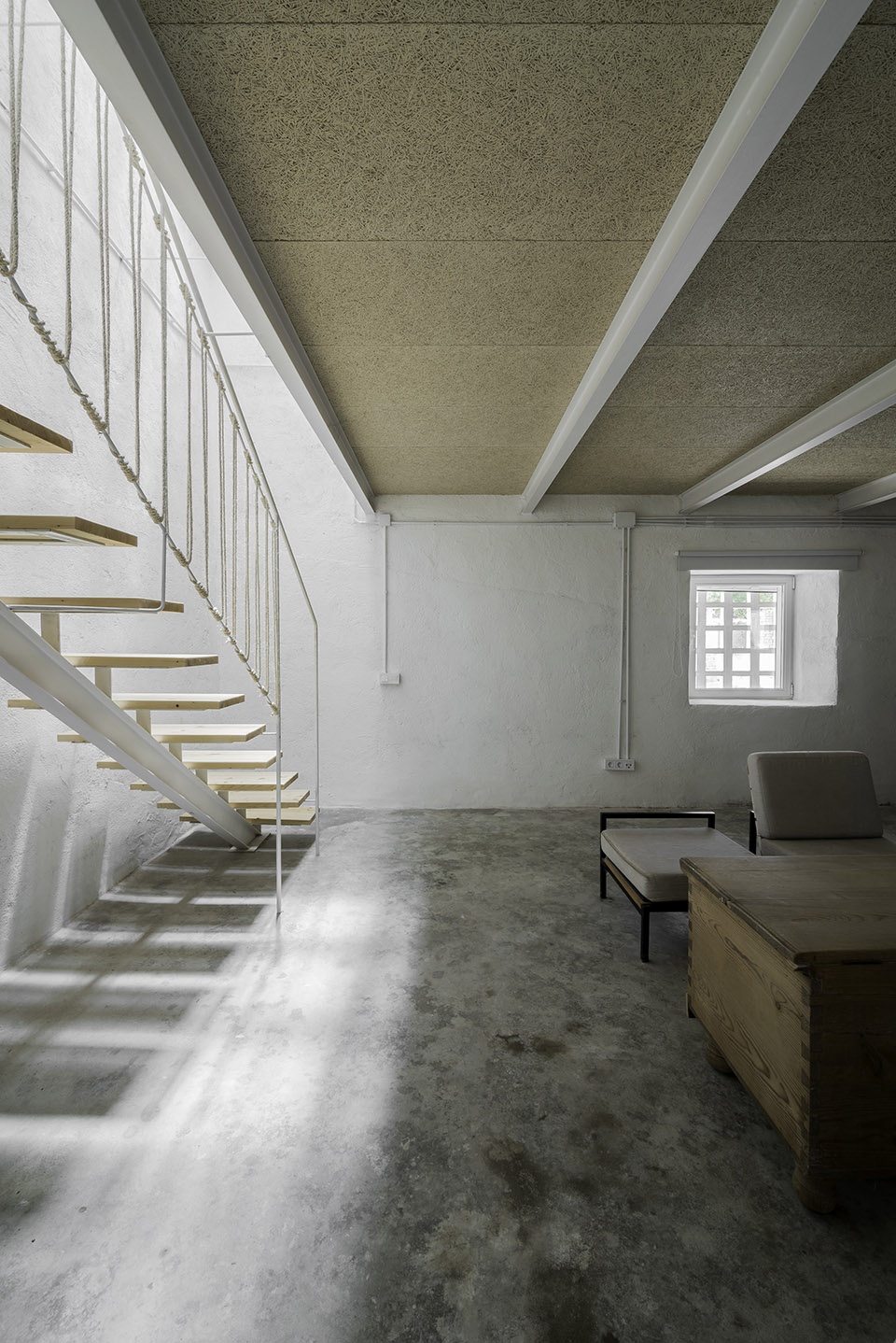 barn rehabilitation in a house by gf arquitectos