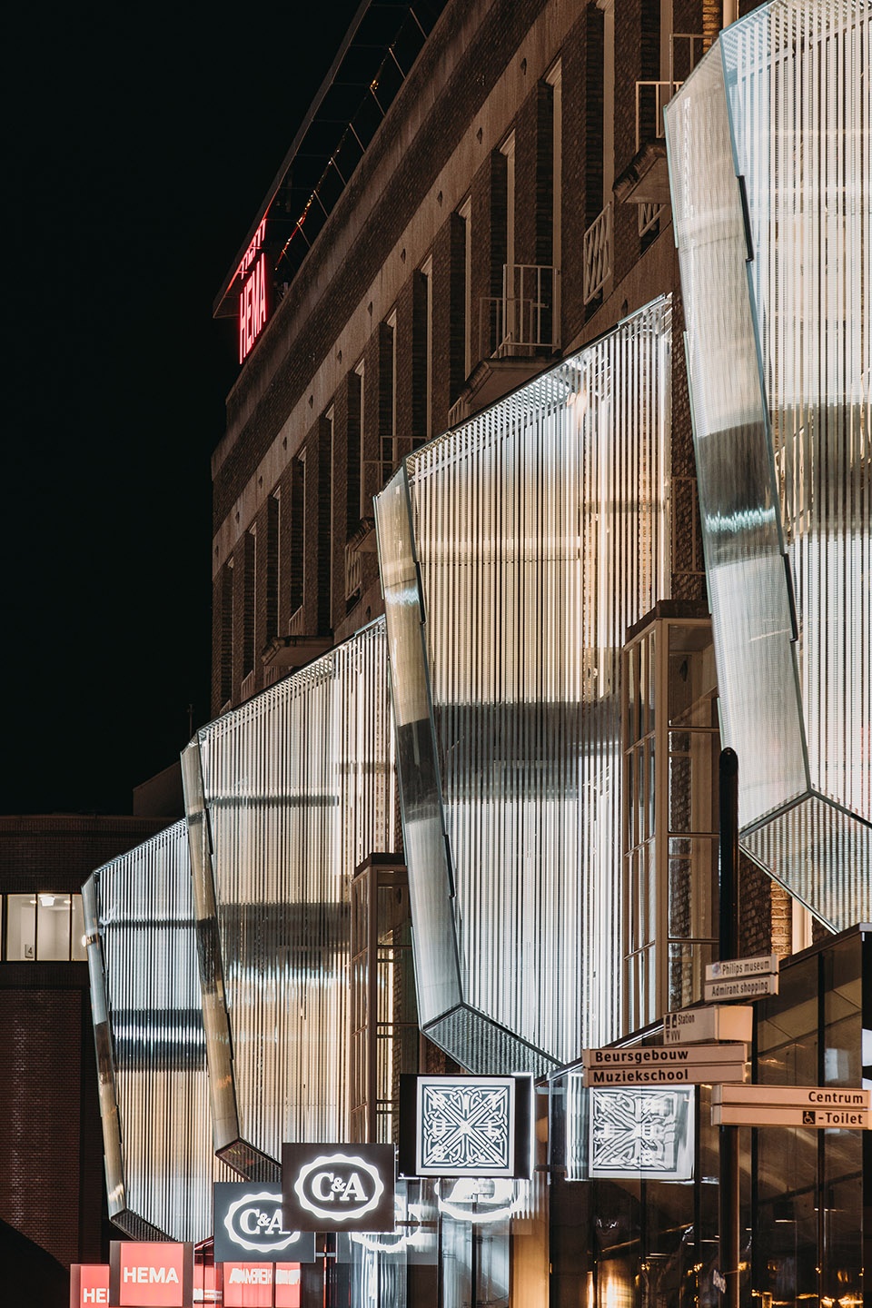 18 septemberplein renovation in eindhoven by unstudio