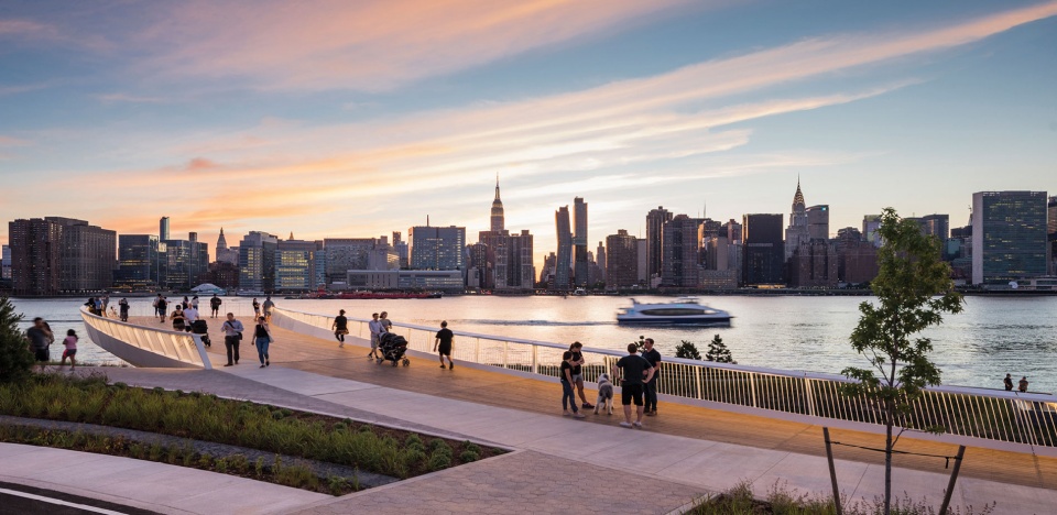 2019 asla general design award of honor hunters point south waterfront park phase ii by swabalsley and weissmanfredi with arup
