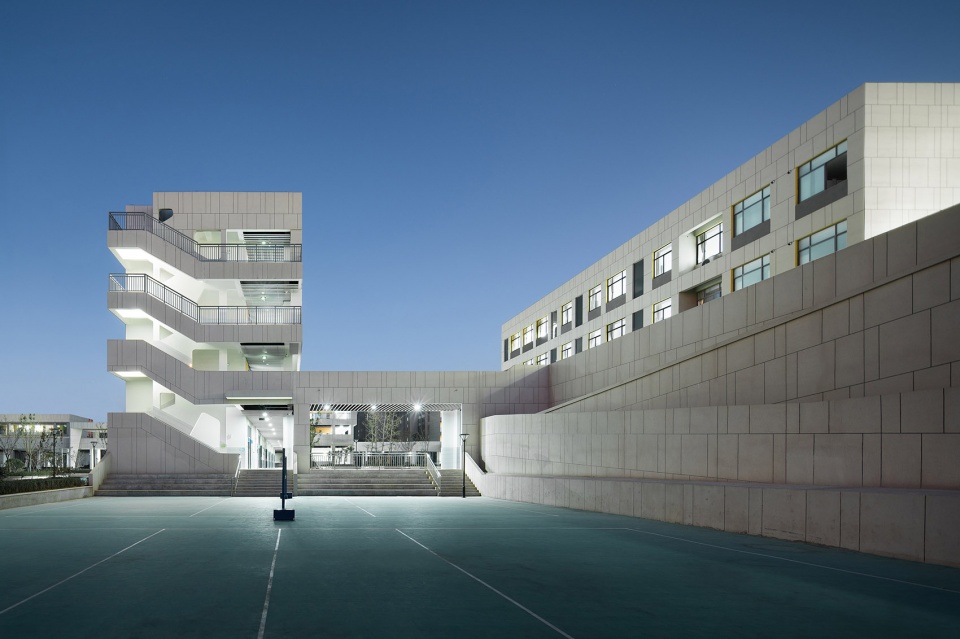nanjing qixia mountain shibuqiao central school china nanjing bangjian urban architectural group