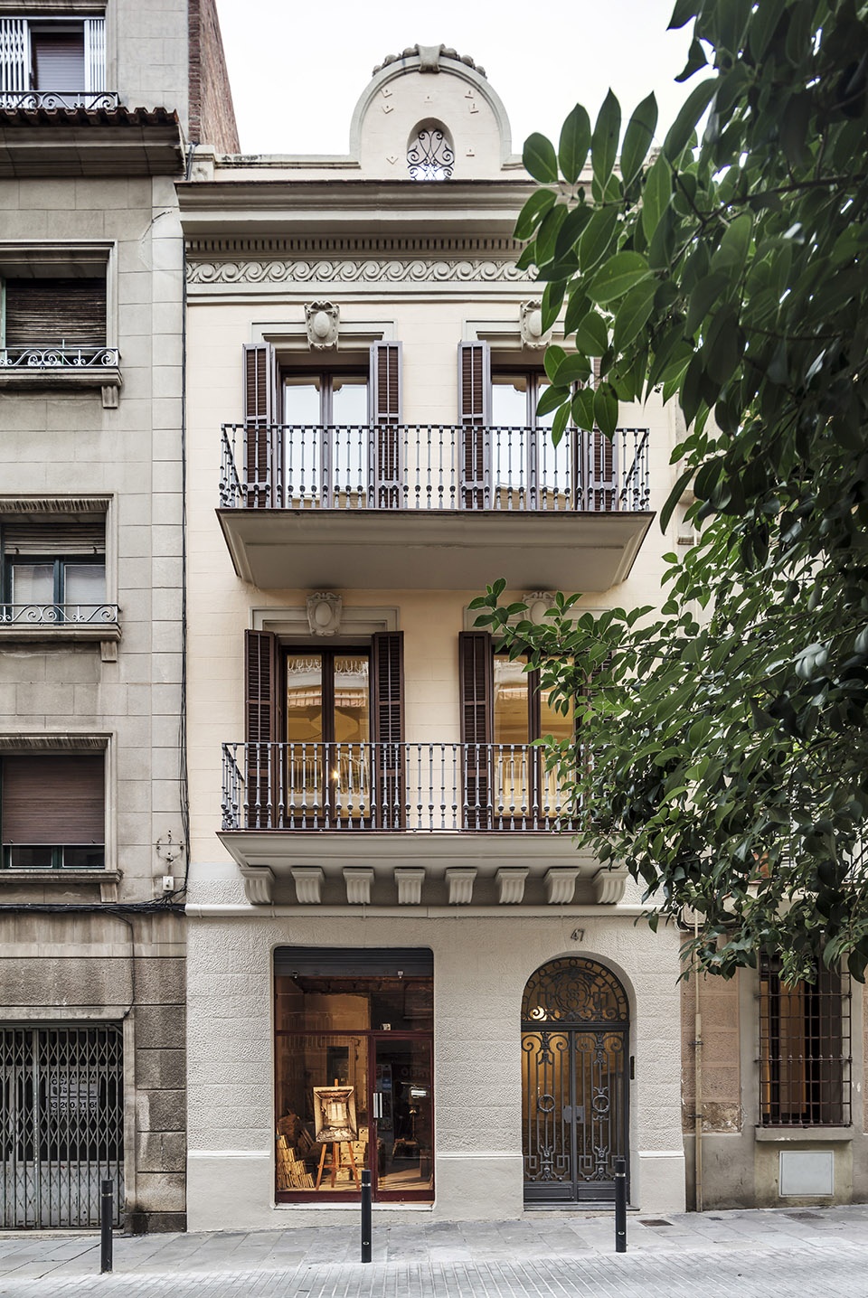 vallirana 47 by vora arquitectura