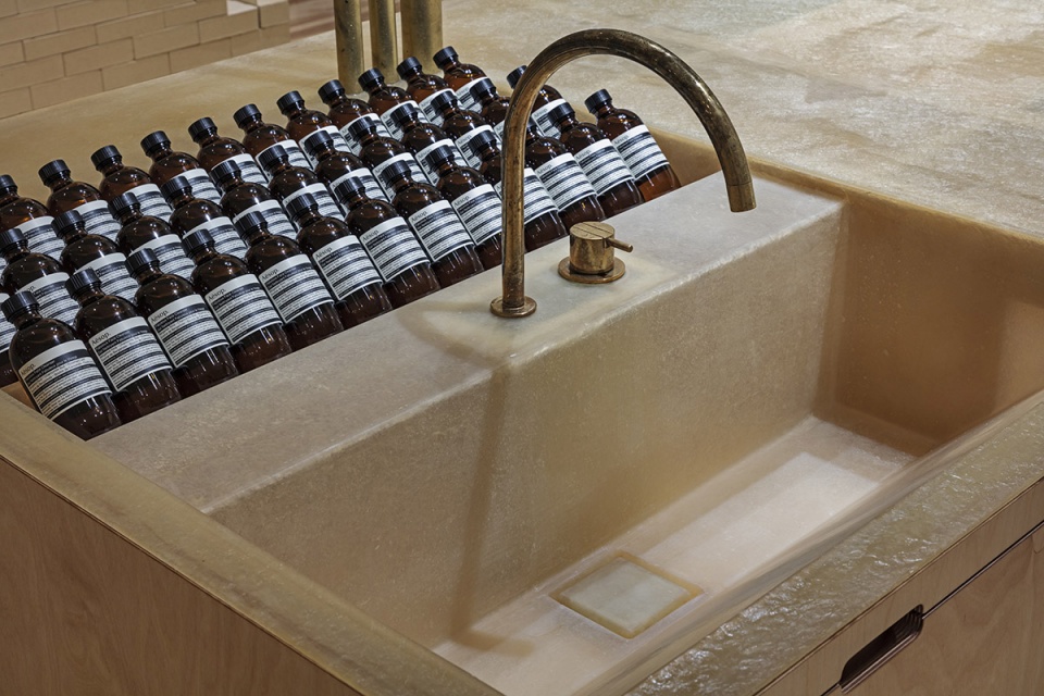 aesop lucua 1100 by schemata architects