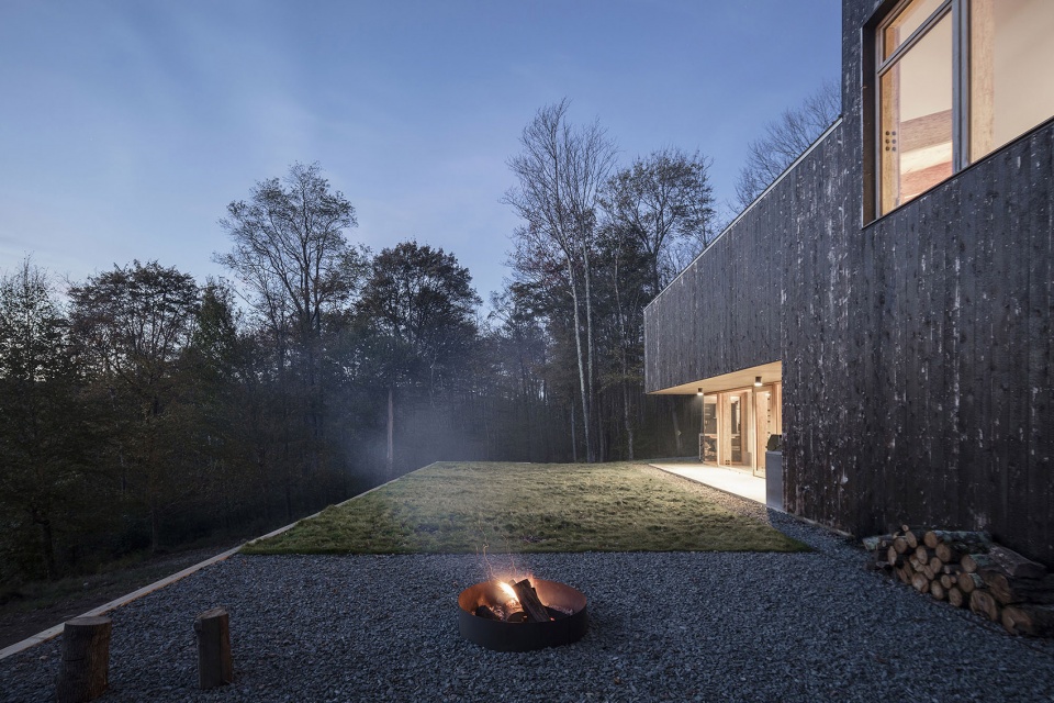 camp o house studio by maria milans studio