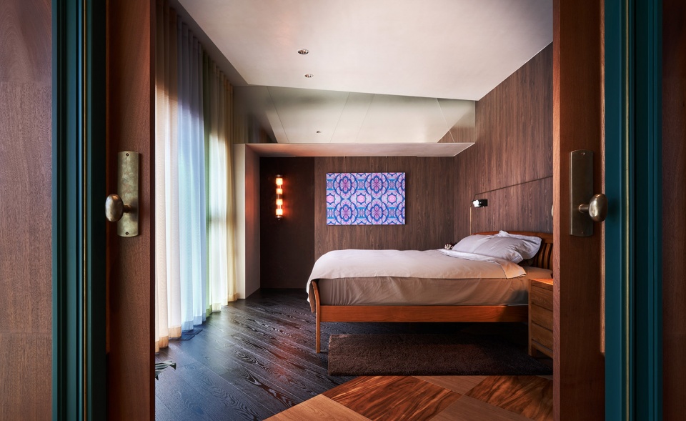 golden stream china by ahead concept