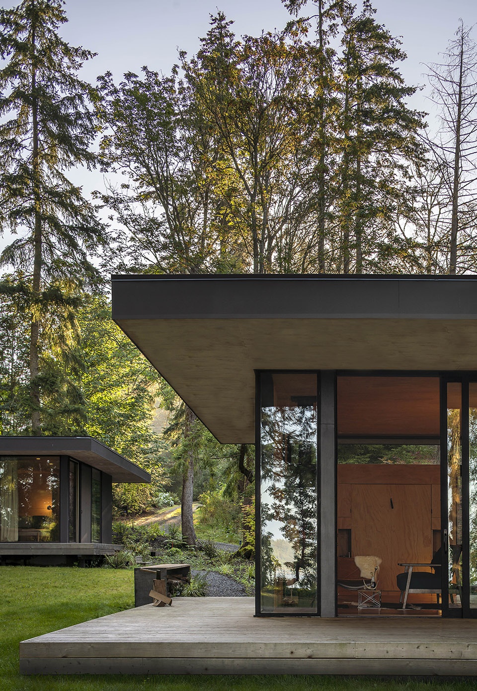 hood cliff retreat by wittman estes architecture landscape