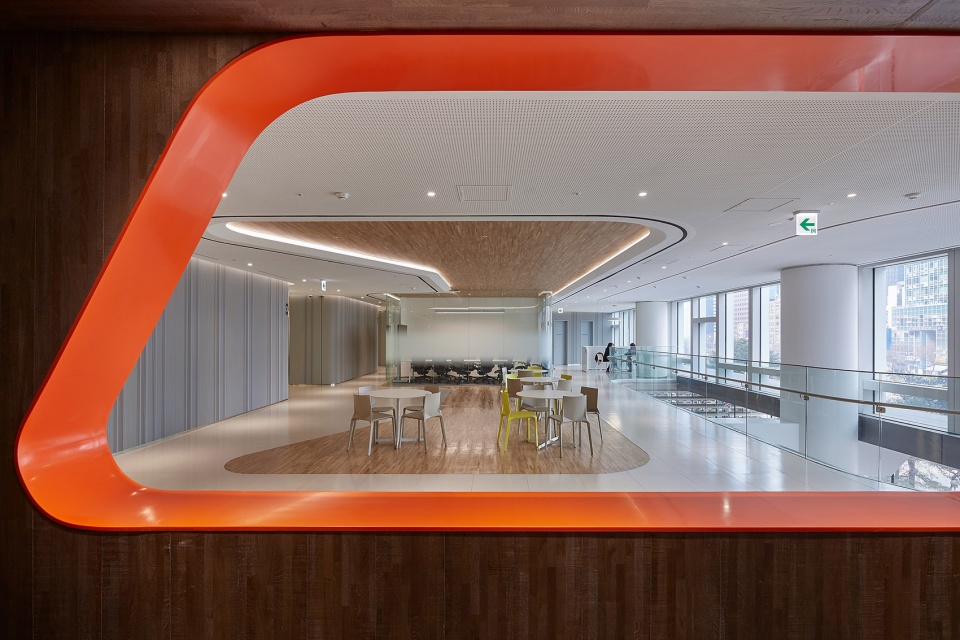the retrofit of the hanwha hq by unstudio