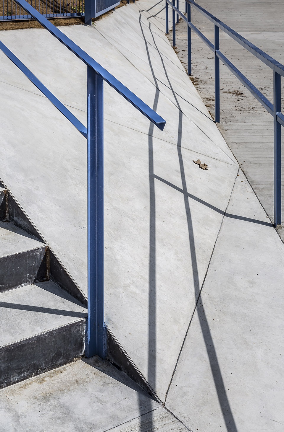 carmen carpintero park by tambori arquitectes and maria gil
