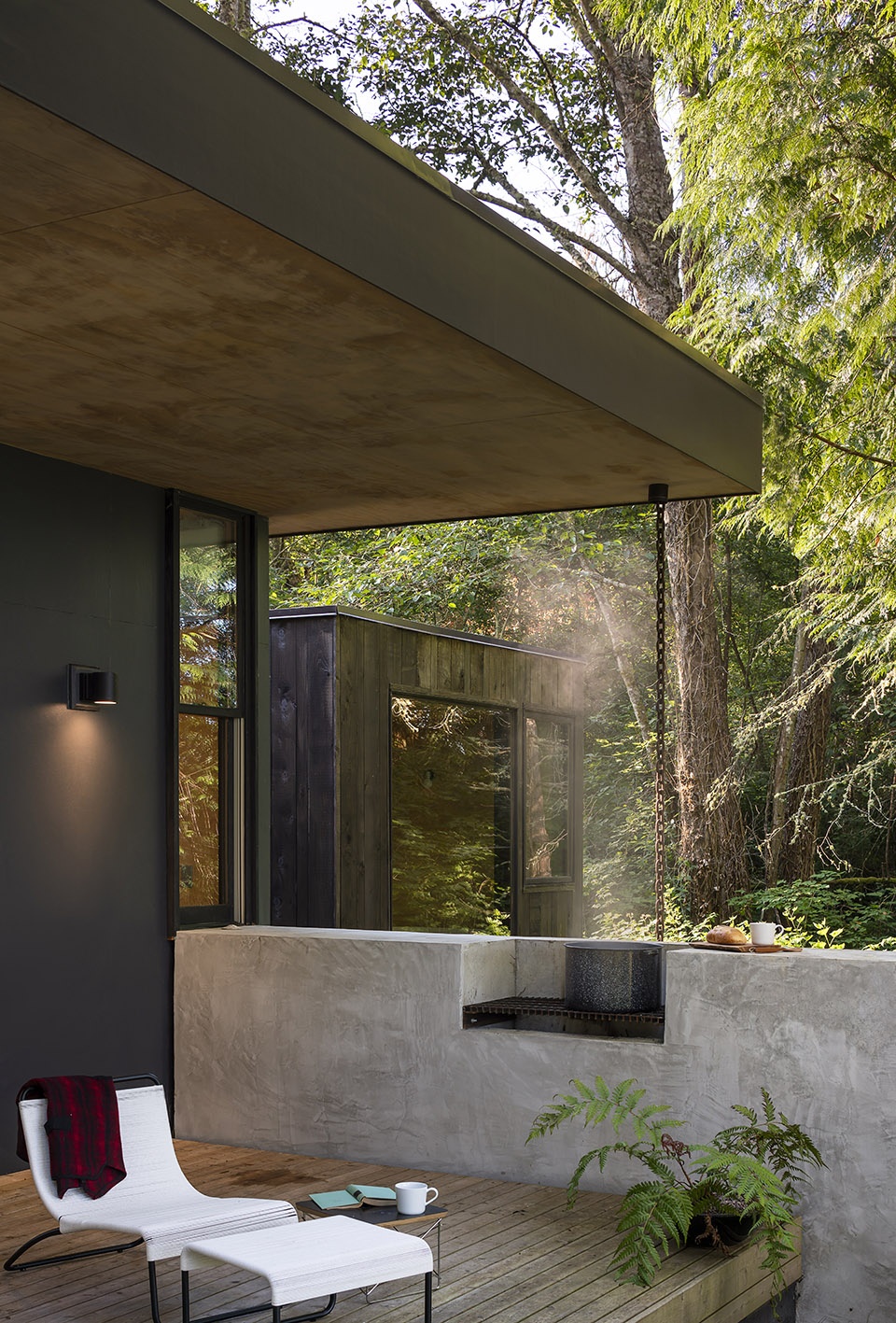 hood cliff retreat by wittman estes architecture landscape