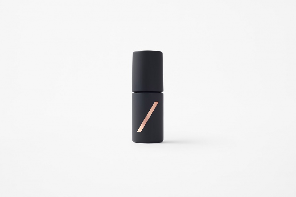 product and packing design for a new online beauty service fles by nendo