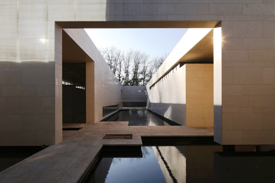 canal art museum china by officeproject