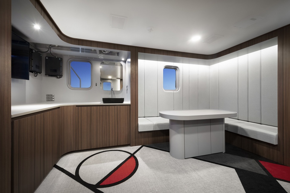 Interior and exterior design for the tuna longliner by nendo