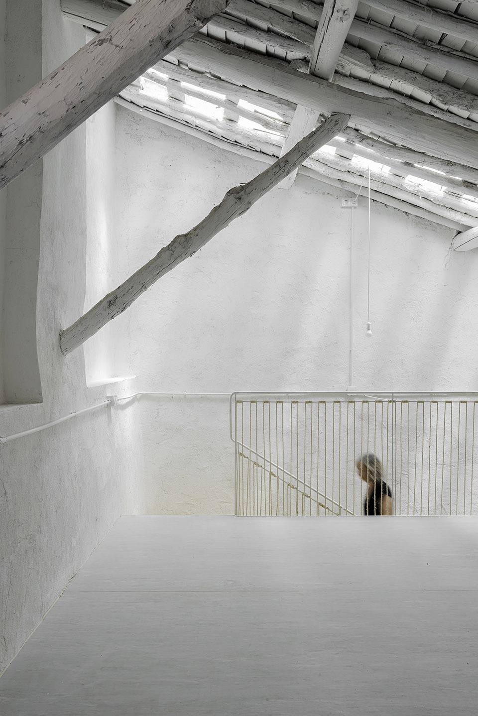 barn rehabilitation in a house by gf arquitectos
