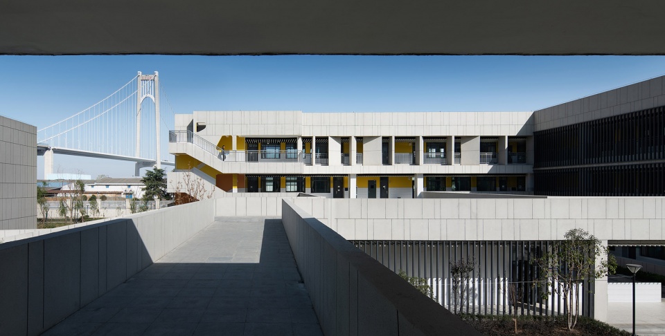 nanjing qixia mountain shibuqiao central school china nanjing bangjian urban architectural group