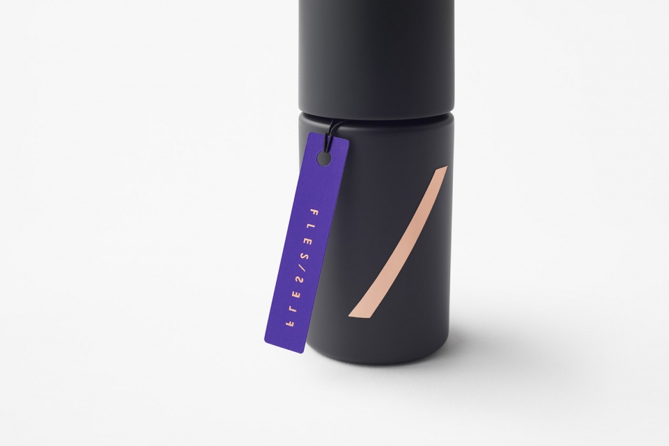 product and packing design for a new online beauty service fles by nendo