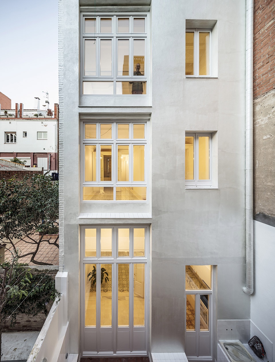 vallirana 47 by vora arquitectura