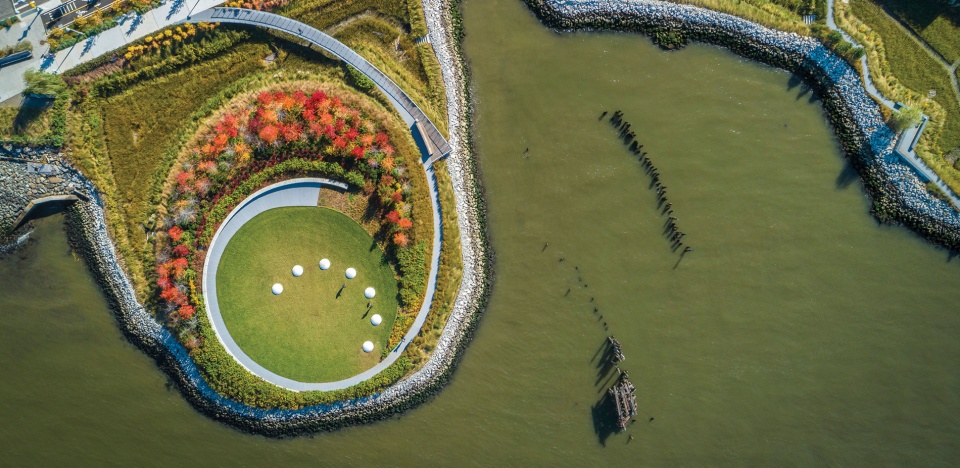 2019 asla general design award of honor hunters point south waterfront park phase ii by swabalsley and weissmanfredi with arup